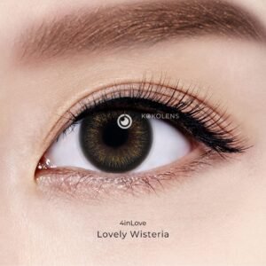 Softlens natural look eye close-up
